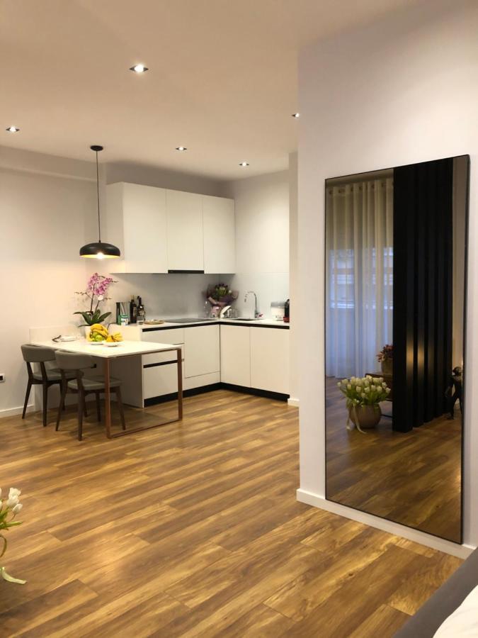 Apartament Skanderbeg Square Center Tirana
