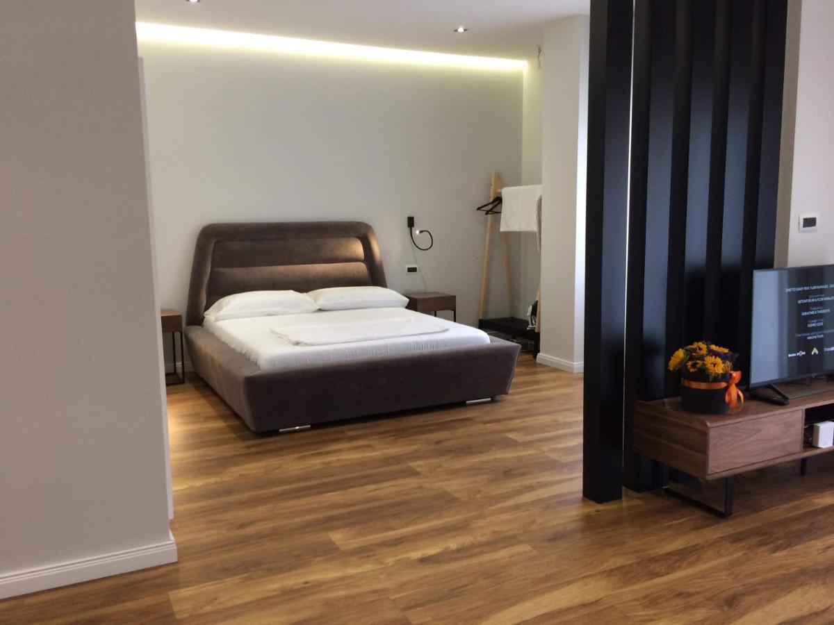 Skanderbeg Square Center Appartement *
