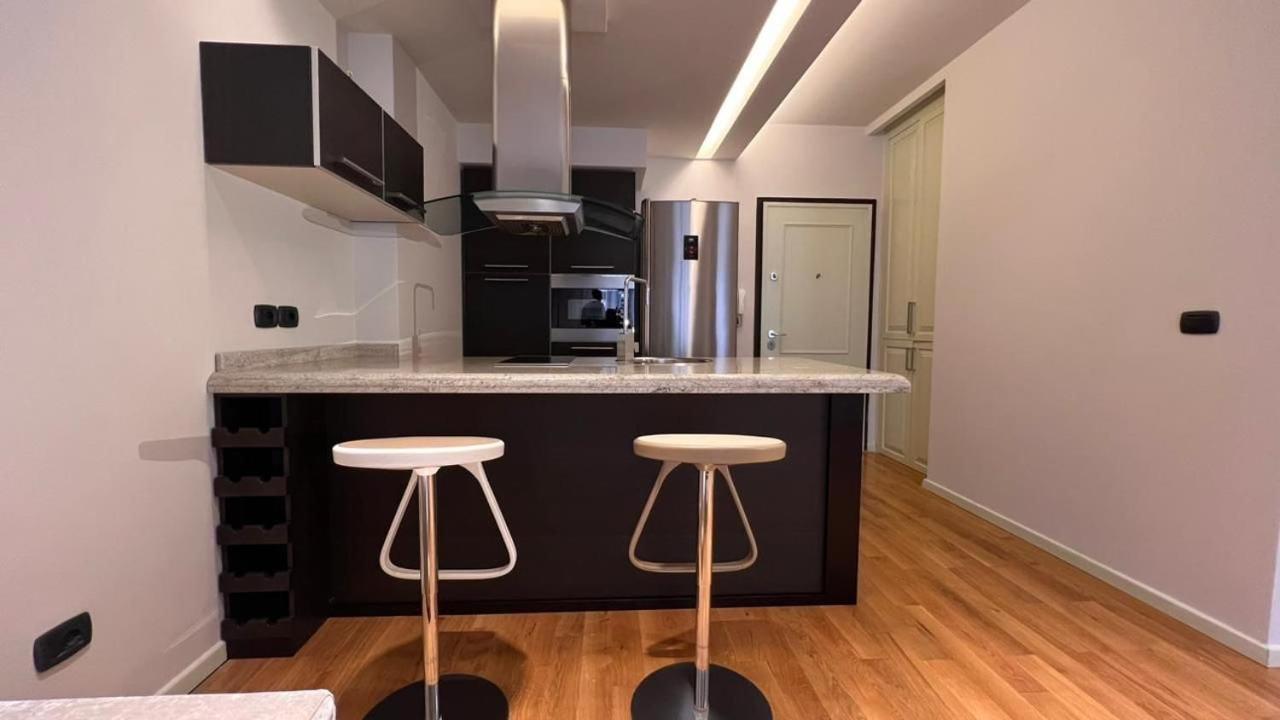 Appartement Skanderbeg Square Center *